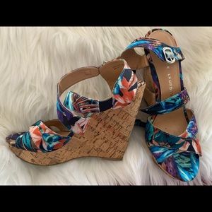 Chinese laundry wedges size 8 1/2